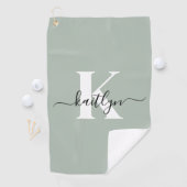 Serviette De Golf Monogramme de style moderne vert sauge (En situation)