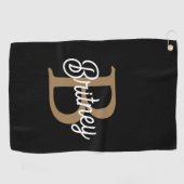 Serviette De Golf Monogramme moderne élégant Nom Black Gold Script (Horizontal)