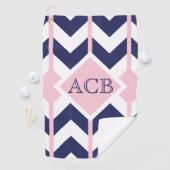 Serviette De Golf Monogramme Preppy Navy et Pink Chevron Ladies (En situation)