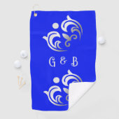 Serviette De Golf Monogramme simple Argent sur bleu | (En situation)