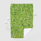 SERVIETTE DE GOLF MOTIF ABSTRAIT VERT (En situation)