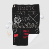 Serviette de golf noire de grand-père avec le nom (En situation)