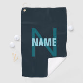 Serviette De Golf Nom simple en gras personnalisable en monogramme (En situation)