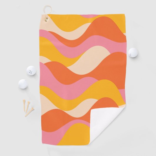 Serviette De Golf Ondes orageuses de style rétro (En situation)