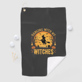 Serviette De Golf Passer l'Halloween avec mes sorcières (2) (En situation)