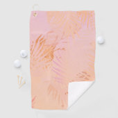 Serviette De Golf Peach Fuzz Feuilles tropicaux Monogramme personnal (En situation)