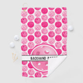 Serviette De Golf Pickleball rose et blanc Pickleballs Personnalisé (En situation)