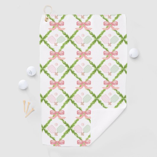 Serviette De Golf Pickleball rose Preppy (En situation)