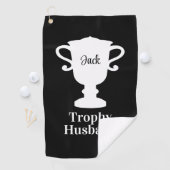 Serviette de golf pour mari trophée avec nom perso (En situation)