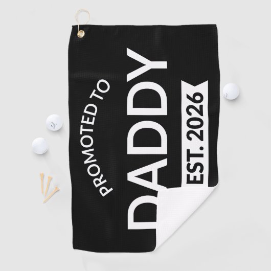 Serviette De Golf Promoted To Daddy Est. 2026 II (En situation)