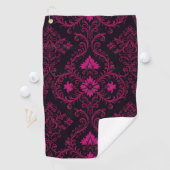 Serviette De Golf Purple and black gothic damask pattern (En situation)