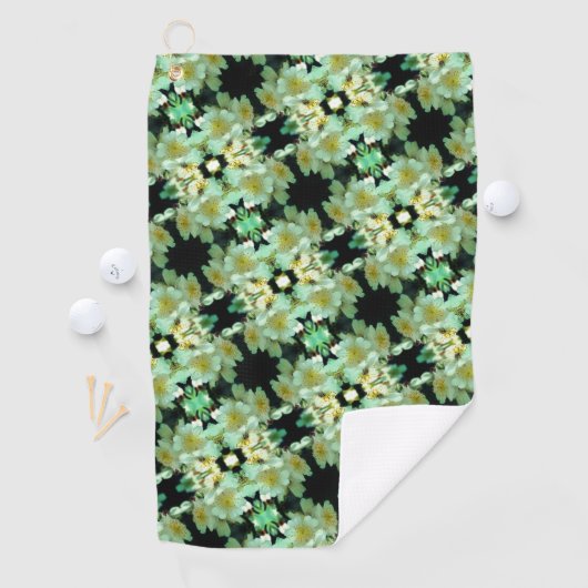 Serviette De Golf Rose à galets blancs sauvages (En situation)