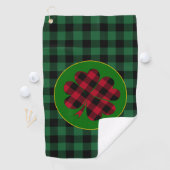 Serviette De Golf Shamrock de buffle vert, Lucky Clover Charm (En situation)