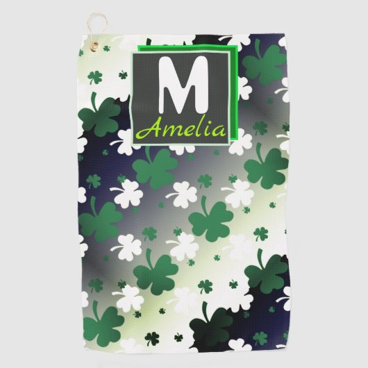 Serviette De Golf Shamrock, vert et blanc sur terrain grisé (Devant)