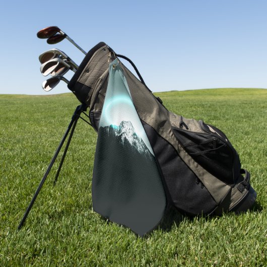 Serviette De Golf Snowy mountain mysterious blue neon light (Vert)