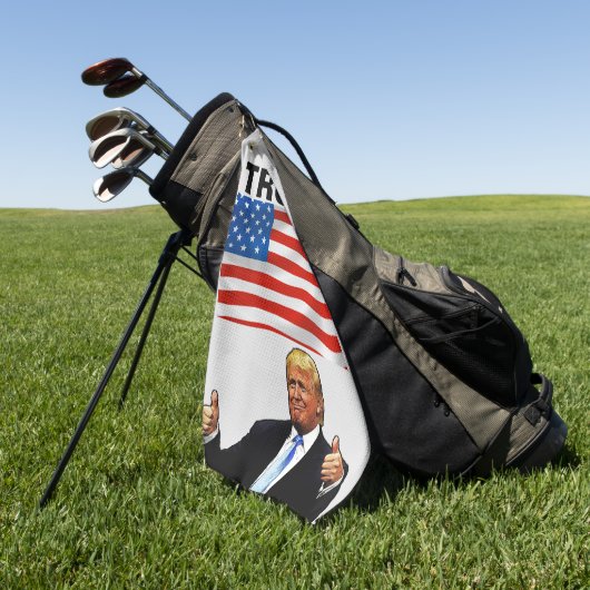 SERVIETTE DE GOLF TOUR DE GOLF TRUMP PATRIOTIQUE (Vert)