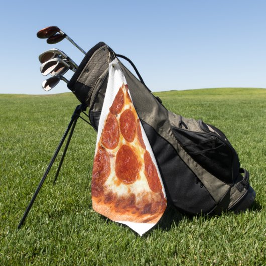 Serviette De Golf Tranche de pizza pepperoni classique de SlipperyJo (Vert)