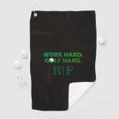 Serviette De Golf Travaillez Fort Golf Fort Monogramme Initial Retro (En situation)