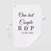Serviette De Golf Une lettre initiale de nom de couple chaud date te (En situation)