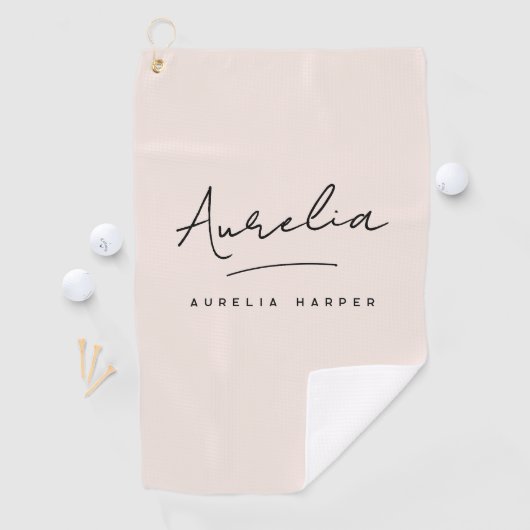 Serviette De Golf Vierge rose rose moderne Script Monogramme Signatu (En situation)