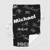 Serviette De Golf Votre nom et monogramme motif personnalisé noir (En situation)