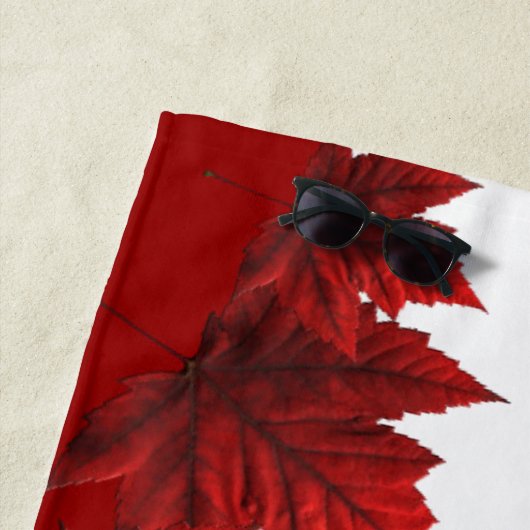 Serviette de la fête du Canada Serviette de plage  (En situation)