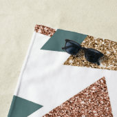 Serviette De Plage 80s rétro Abstrait | les années 70 Palette Vert et (En situation)