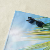 Serviette de plage à monogramme Cocktail Seascape  (En situation)