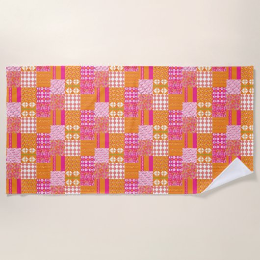 Serviette de plage à patchwork floral rose et oran (Devant)