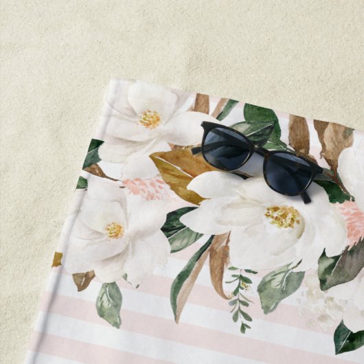 serviette de plage à script personnalisé de style  (En situation)