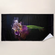 Abstract Iris Flower – Elegant Floral Art