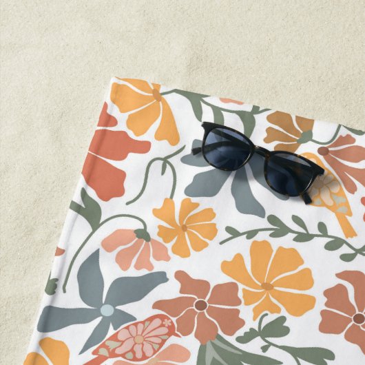 Serviette De Plage Abstrait Floral & Oiseaux Mi-siècle Motif moderne (En situation)