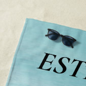 Serviette de plage afro-américaine pour bébé (En situation)