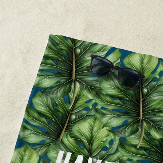 Serviette De Plage Aiguilles Feuilles tropicales bleues (En situation)