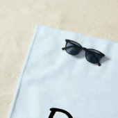 Serviette De Plage Ajouter un nom - Bébé Dragon Ailes & Fleurs sur Bl (En situation)