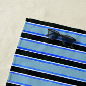 Serviette De Plage Ajouter un nom, des bleus et des bandes noires (En situation)