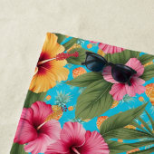 Serviette De Plage Ananas à fleurs tropicales (En situation)