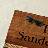 Serviette De Plage Ancre côtière en bois rustique Monogramme nautique (En situation)