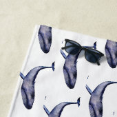 Serviette De Plage Aquarelle Baleine bleue (En situation)