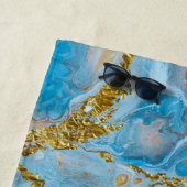Serviette De Plage Aquarelle bleue Marbre et or Foil (En situation)