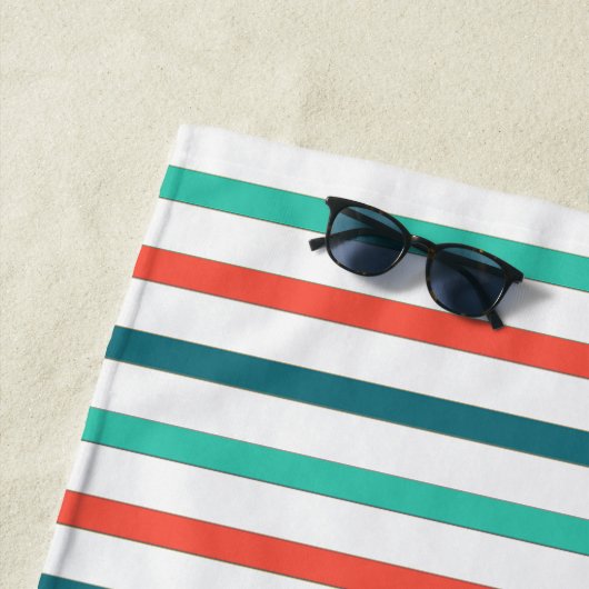 Serviette De Plage Aquarelle colorée Voilier Monogramme (En situation)