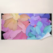 Serviette De Plage Aquarelle de Monogram Pastel Camellias en noir (Devant)