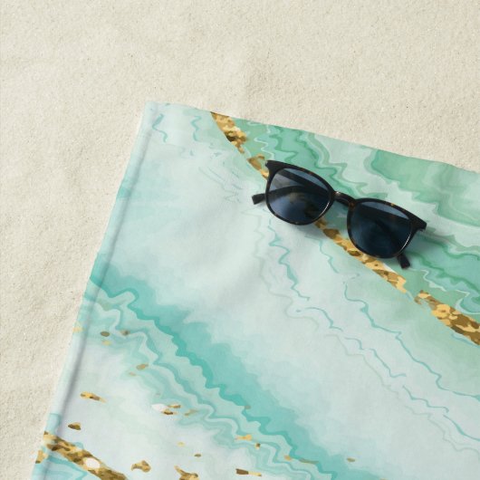 Serviette De Plage Arrière - plan en marbre liquide vert pastel (En situation)