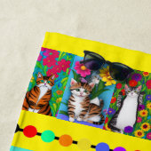 Serviette De Plage Art populaire Style Whimsical Chat et Fleurs (En situation)