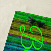 Serviette de plage aux couleurs tendance (En situation)