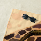 Serviette de plage avec girafe (En situation)