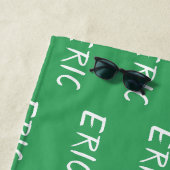 Serviette de plage avec un nom (En situation)