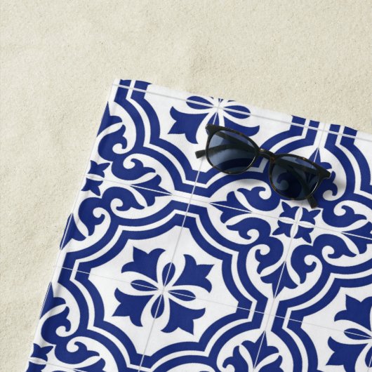 Serviette De Plage Azulejo Espagnol Traditionnel Bleu et Blanc (En situation)
