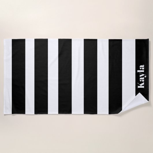Serviette De Plage Bachelorette noire et blanche avec nom (Devant)