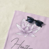 Serviette De Plage Bachelorette Parti rose Lotus Nommé (En situation)
